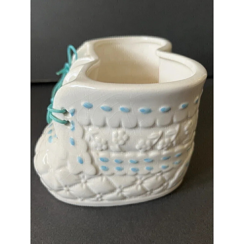 Baby Boy Booties Ceramic Planter Vase Shoelaces Retro Quilted Vintage Retro